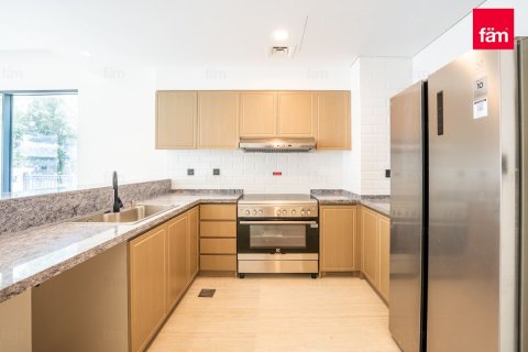 Вилла с 5 спальнями в Дубай, ОАЭ №145429