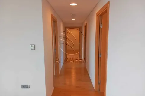 Квартира с 3 спальнями №127808 7