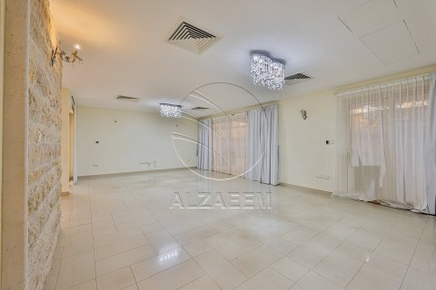 4 bedrooms Villa No. 127805 10
