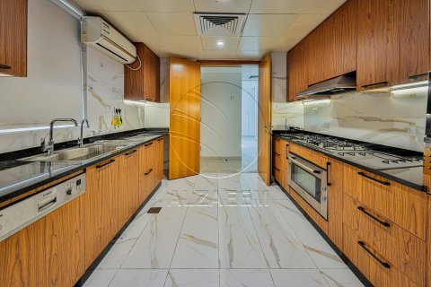 4 bedrooms Villa No. 127805 16