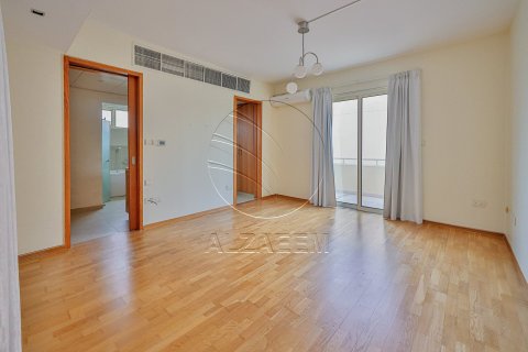 4 bedrooms Villa No. 127805 29