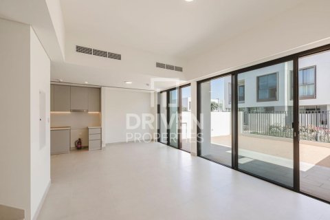 3 bedrooms Villa in The Valley, UAE No. 204228 4