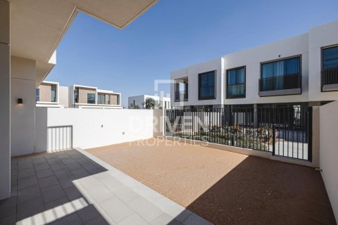 3 bedrooms Villa in The Valley, UAE No. 204228 17