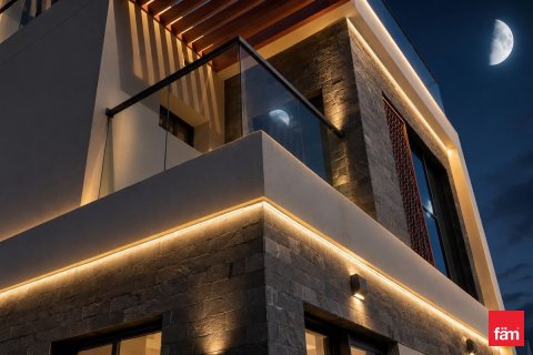 6 bedrooms Villa in Dubai, UAE No. 166243 11