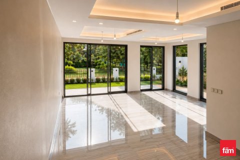 6 bedrooms Villa in Dubai, UAE No. 166243