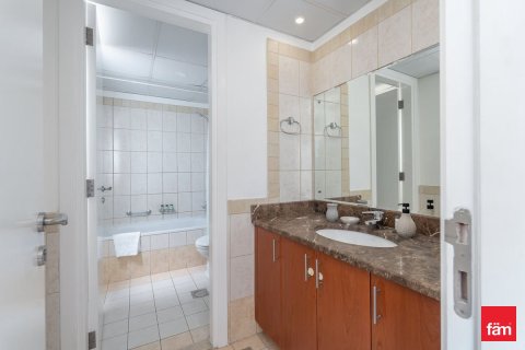 3 bedrooms Villa in Dubai, UAE No. 166241 6