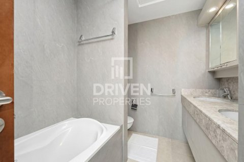 Квартира с 3 спальнями в The Residences, ОАЭ №191047 24