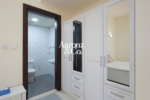 Квартира с 2 спальнями в Джумейра Лейк Тауэрс, ОАЭ №187279 8