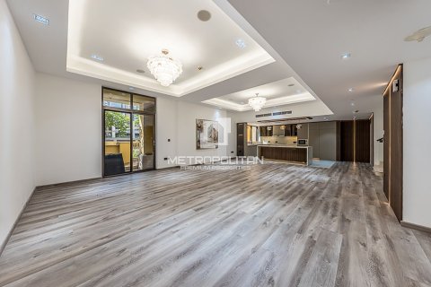 Квартира с 3 спальнями №129610 13