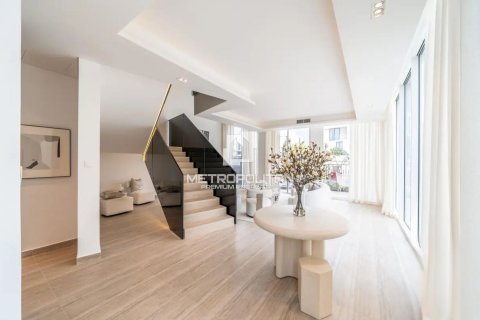 Villa de 4 dormitorios No. 129609 5