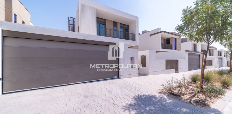 4 bedrooms Villa No. 129611