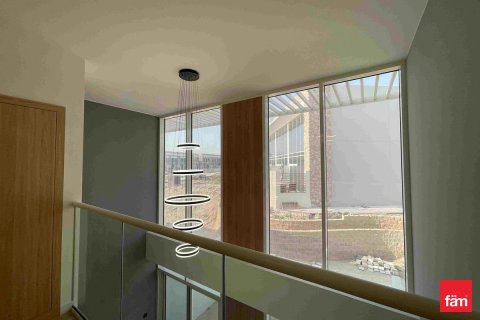 2 bedrooms Townhouse in Dubai, UAE No. 105624 5