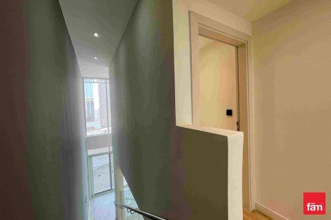 2 bedrooms Townhouse in Dubai, UAE No. 105624 12