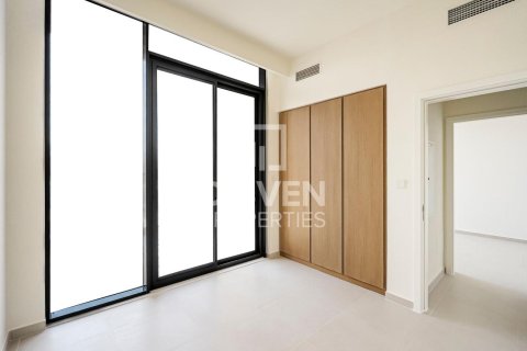 Villa de 4 chambres à EMAAR South, UAE No. 207401 6