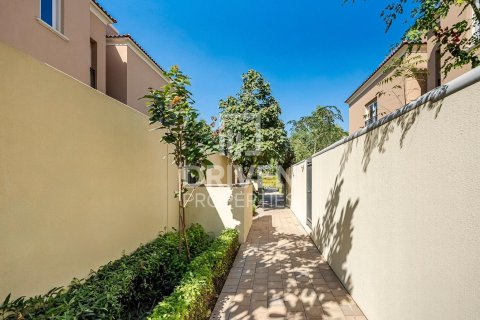 2 bedrooms Villa in Amaranta, UAE No. 190810 15