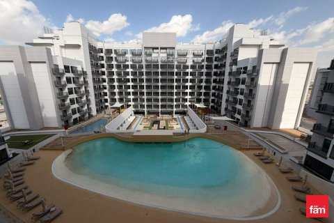 Studio Apartment in Dubai Studio City, UAE No. 169930