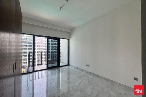 33.6m² Apartment in Dubai Studio City, UAE No. 169930 4