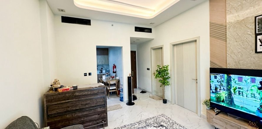 1 bedroom Apartment in International City, UAE No. 169935