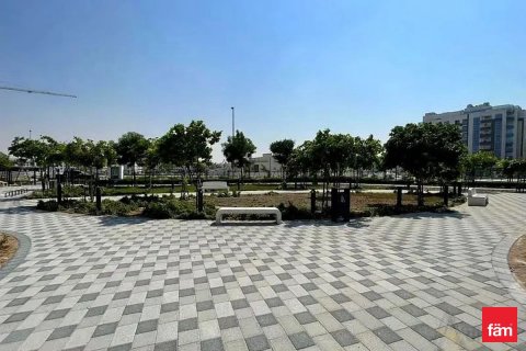 Land de 1372.8m² à Dubai, UAE No. 140164 12