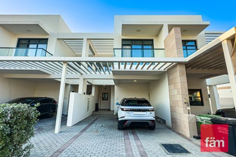 Townhouse de 3 dormitorios en Dubai, UAE No. 166649 9