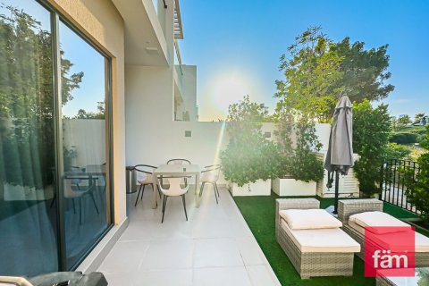 Townhouse de 3 dormitorios en Dubai, UAE No. 166649 8
