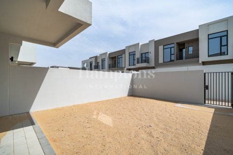 Townhouse de 3 dormitorios en Dubai South (Dubai World Central), UAE No. 76566 21