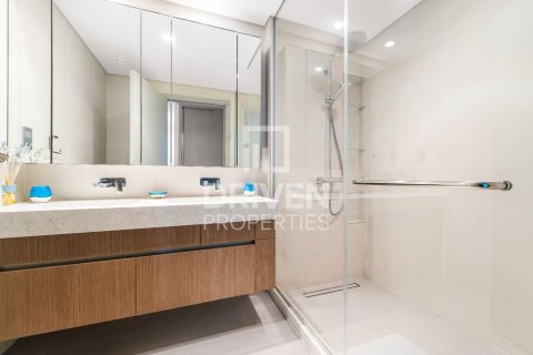 2 bedrooms Apartment in EMAAR Beachfront, UAE No. 191980 14