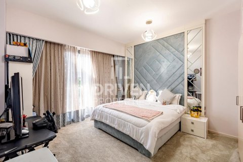 5 bedrooms Villa in Dubai, UAE No. 190196 13