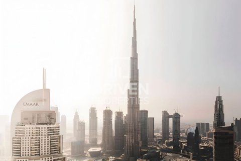 Квартира с 2 спальнями в EMAAR Beachfront, ОАЭ №137803