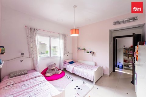 3 bedrooms Townhouse in Dubai, UAE No. 142596 10