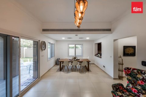 3 bedrooms Townhouse in Dubai, UAE No. 142596 7