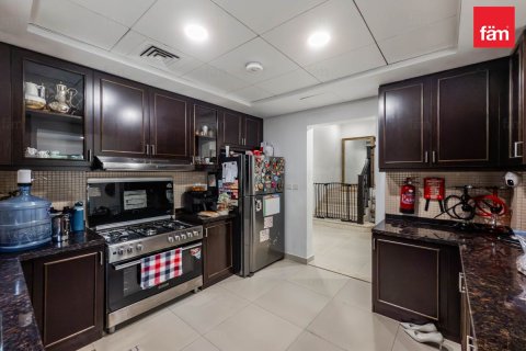 3 bedrooms Townhouse in Dubai, UAE No. 142596 5