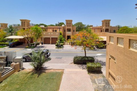 4 bedrooms Villa in Al Furjan, UAE No. 144253 13