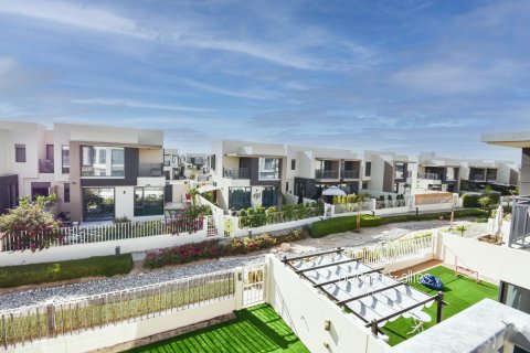 4 bedrooms Villa in Dubai Hills Estate, UAE No. 144251 10