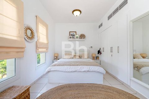 Villa de 2 chambres  No. 115672 5