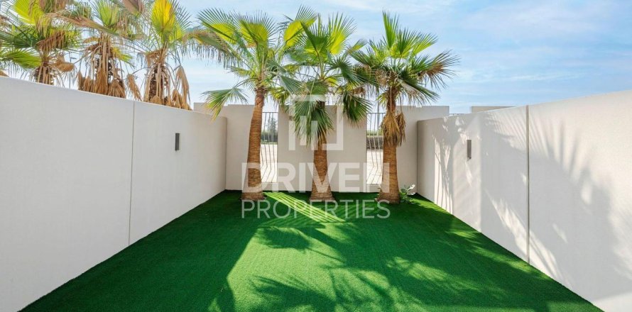2 bedrooms Townhouse in Mohammed Bin Rashid City, UAE No. 193451