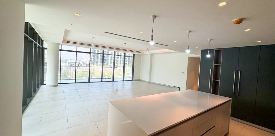 Apartment de 4 dormitorios en City Walk, UAE No. 203300
