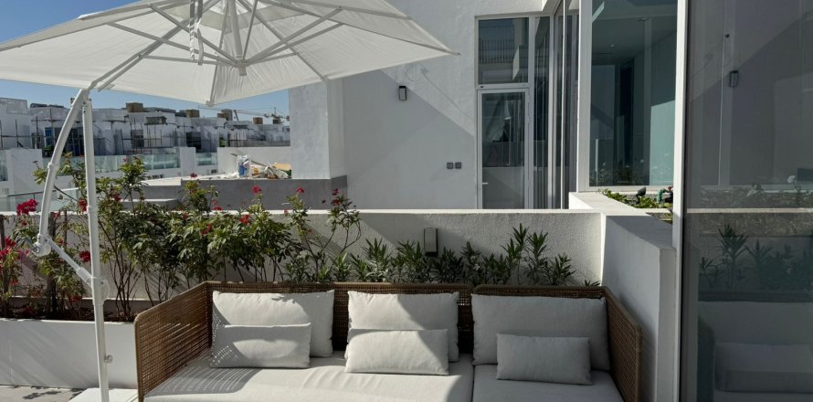 Вилла с 4 спальнями в Wadi Al Safa 3, ОАЭ №147048