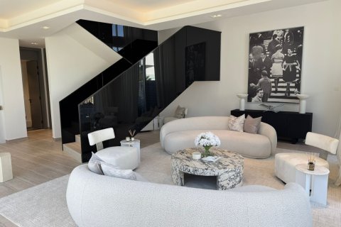 Вилла с 4 спальнями в Wadi Al Safa 3, ОАЭ №147048 4