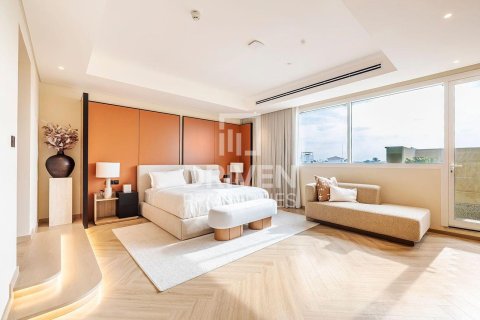 3 bedrooms Penthouse in Jumeirah, UAE No. 192278 10