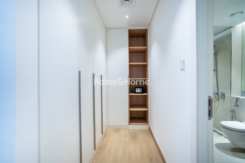 Квартира с 2 спальнями в Джумейра, ОАЭ №156283 9
