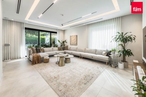 Villa de 4 chambres à Al Barsha, UAE No. 140240