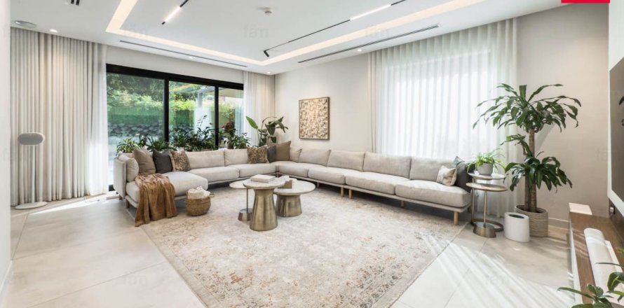 Villa de 4 chambres à Al Barsha, UAE No. 140240