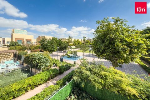 Villa de 4 chambres à Al Barsha, UAE No. 140240 6