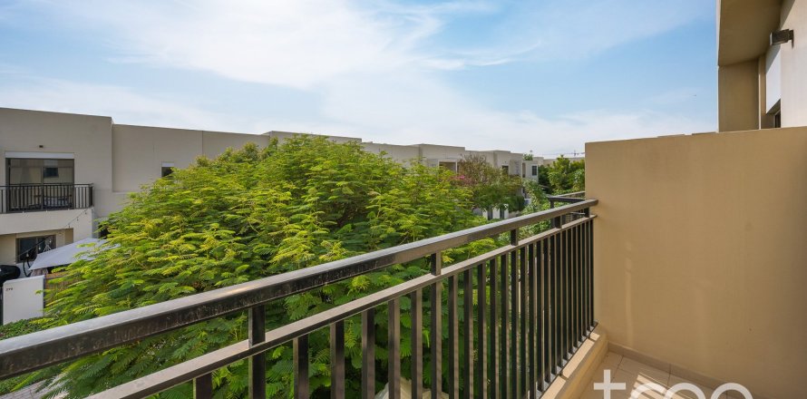 Townhouse de 3 chambres à Town Square, UAE No. 198685
