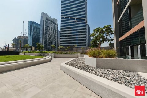 1 bedroom Apartment in Business Bay, UAE No. 142307 14