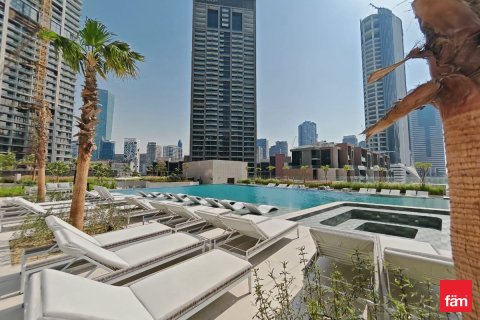 1 bedroom Apartment in Business Bay, UAE No. 142307 17