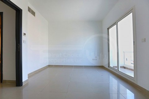 3 غرف نوم فيلا في أبو ظبي, الإمارات العربية المتحدة رقم 13228 5