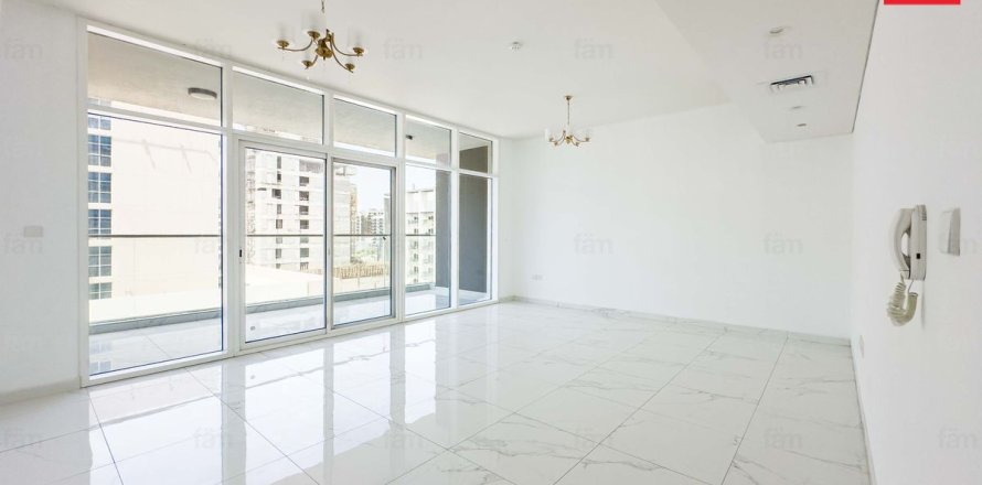 Apartment de 3 dormitorios en Al Satwa, UAE No. 135524