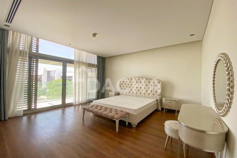Villa de 4 dormitorios en Dubai, UAE No. 25426 2